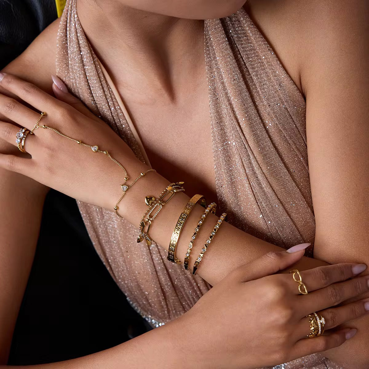 Elena Hand Chain