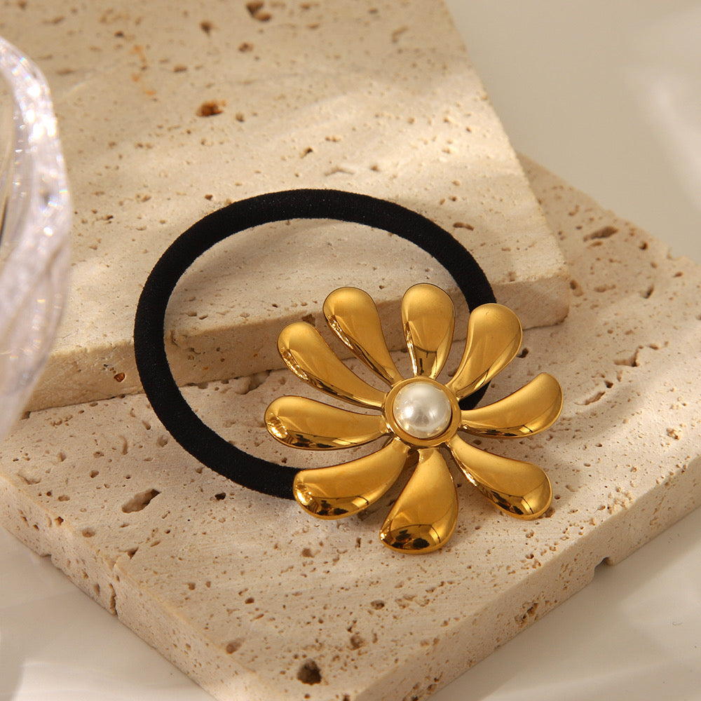 Daisy Hair Bow