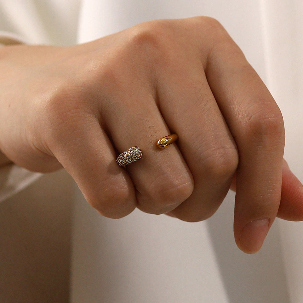 Elle Ring
