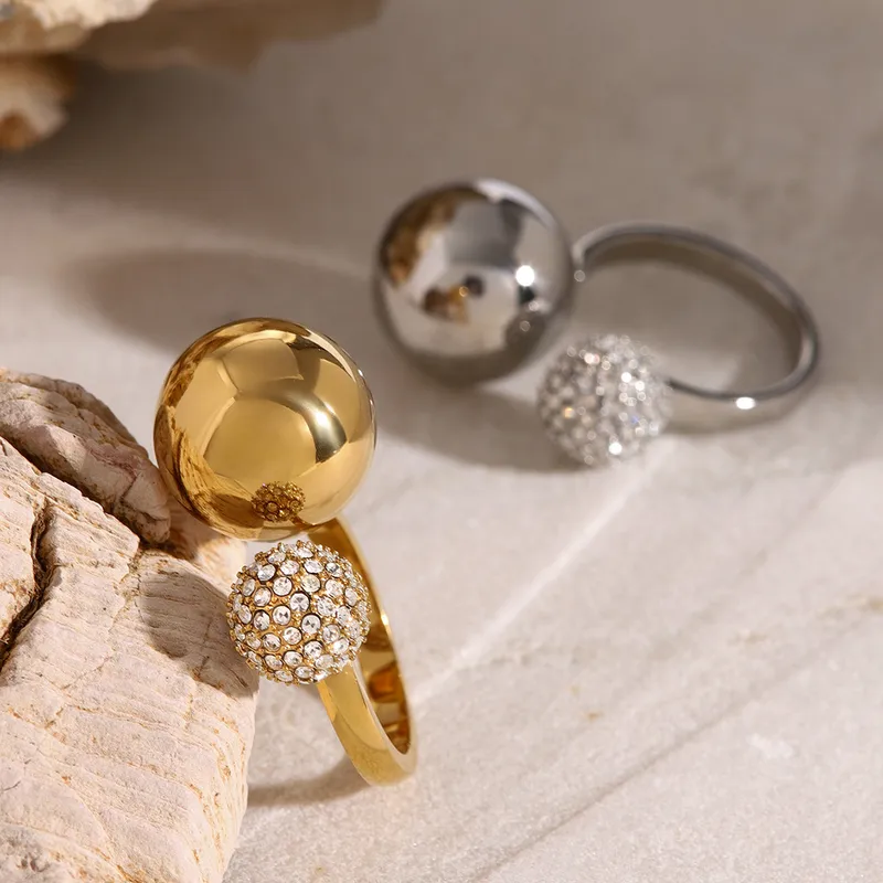 Sienna Sphere Ring