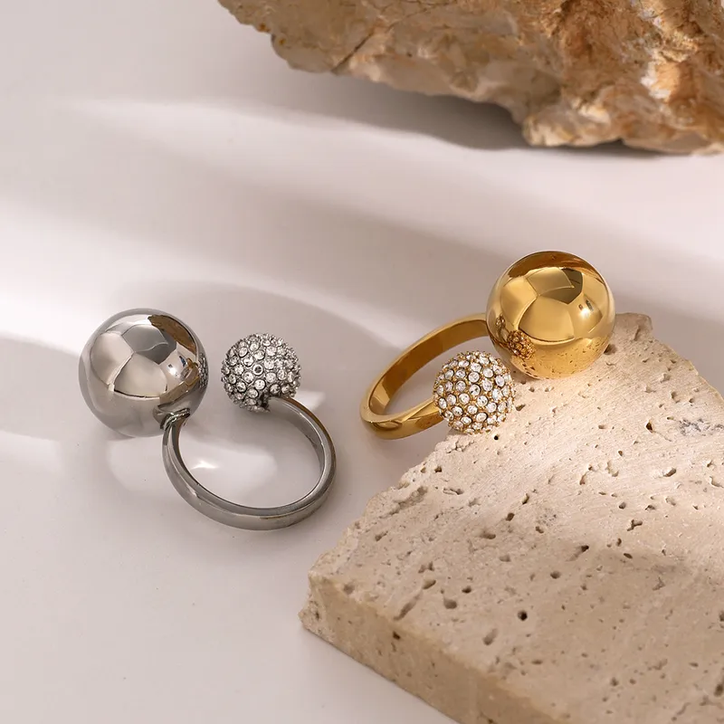 Sienna Sphere Ring