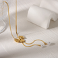 Bow Beauty Necklace