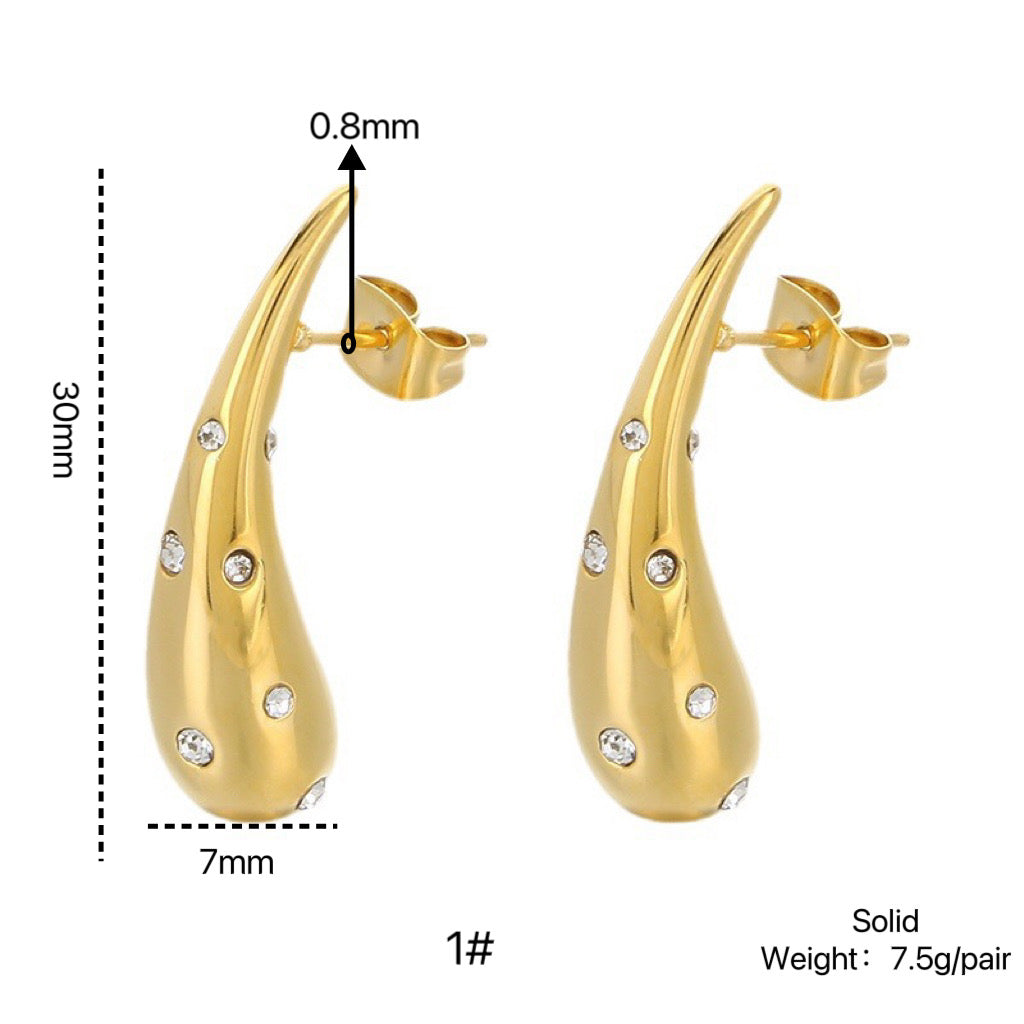 Elara Drop Earrings