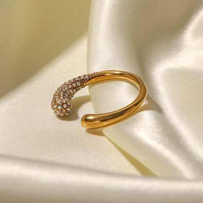 Elle Ring